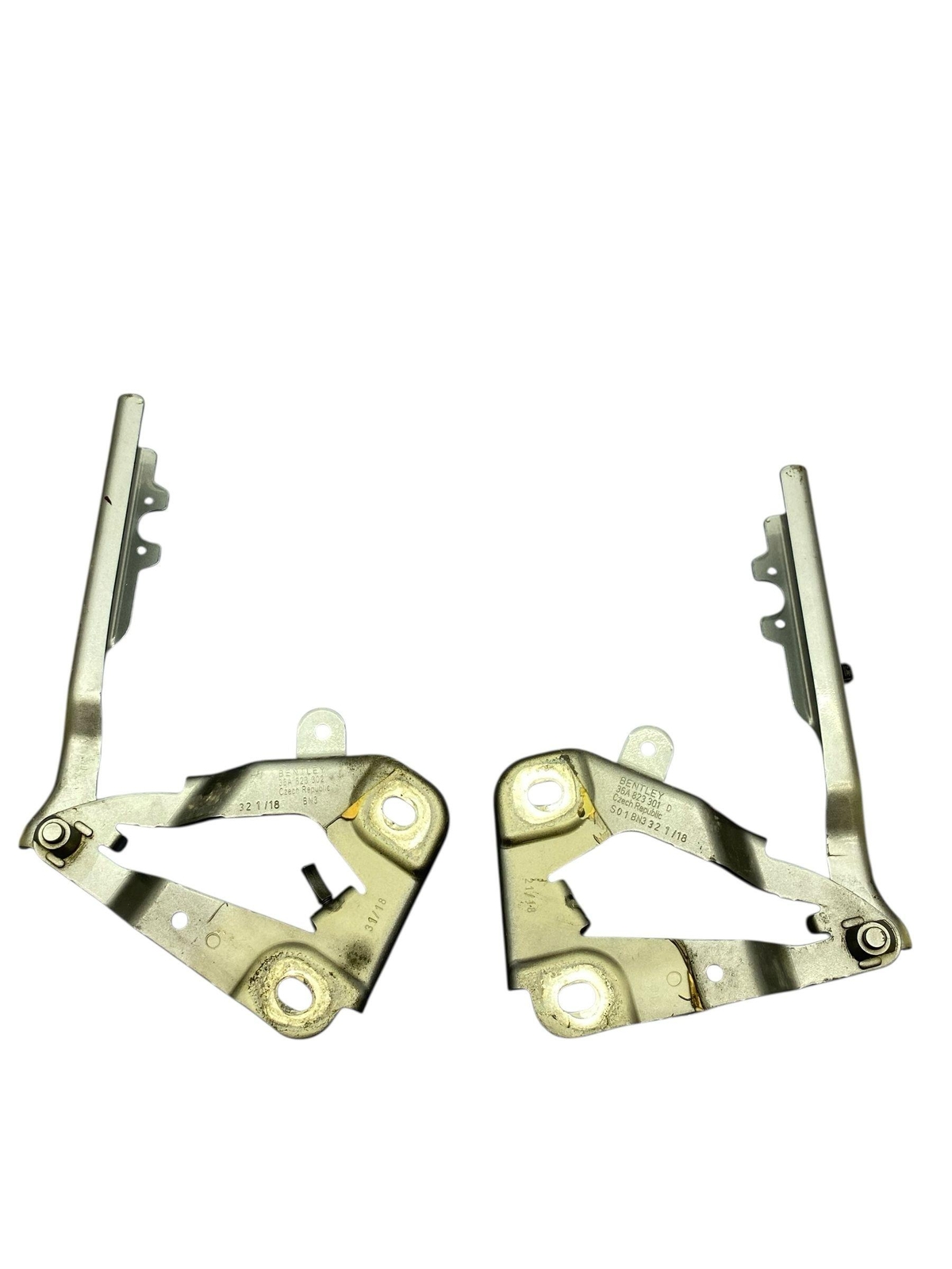 2016-2020 BENTLEY BENTAYGA FRONT RIGHT & LEFT HOOD HINGE SET (2) | HALLMARK 6777