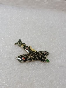 British MILITARY Allied AIRCRAFT Lapel Pin SUPERMARINE SpitFire Royal Air Force