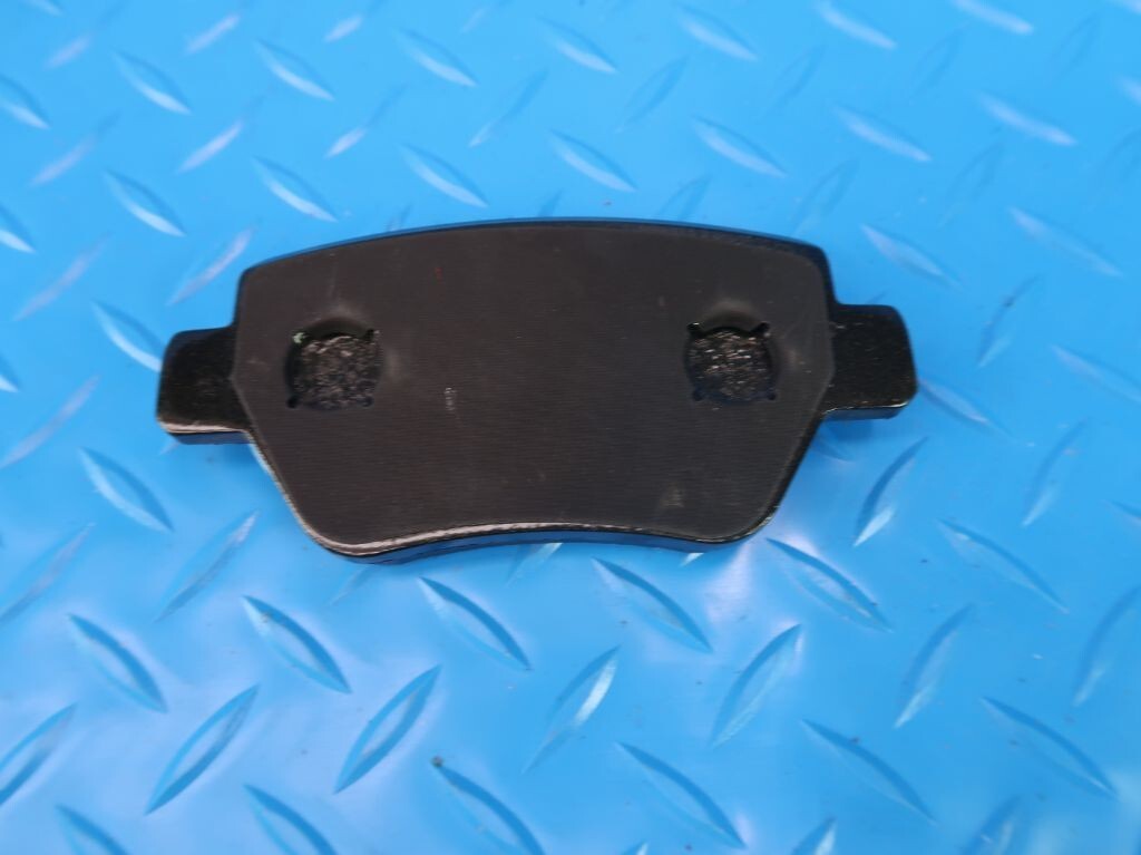 Maserati Ghibli Base rear brake pads LOW DUST TopEuro #9815