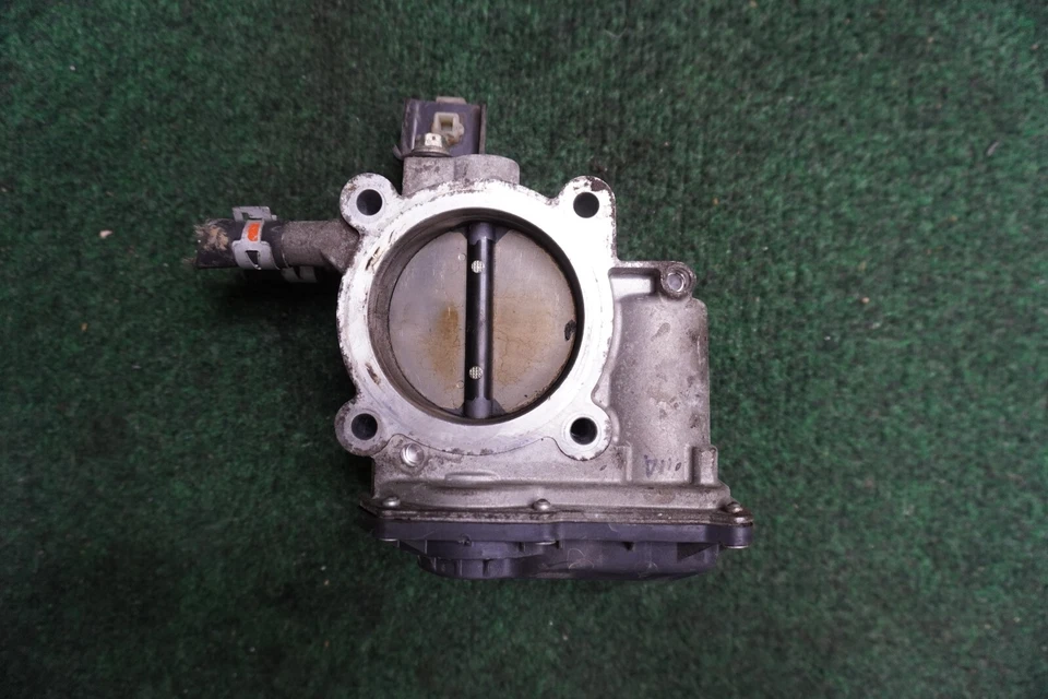 Toyota RAV4 2014 2,5 L carrocería del acelerador OEM 220300V010 Foto 2 de 4