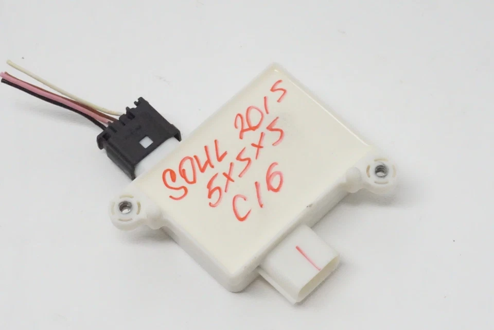 2014-2019 KIA SOUL PASSENGER FRONT RIGHT SEAT OCUPANT MODULE CONTROL 88952-B2500 - Image 3 of 4