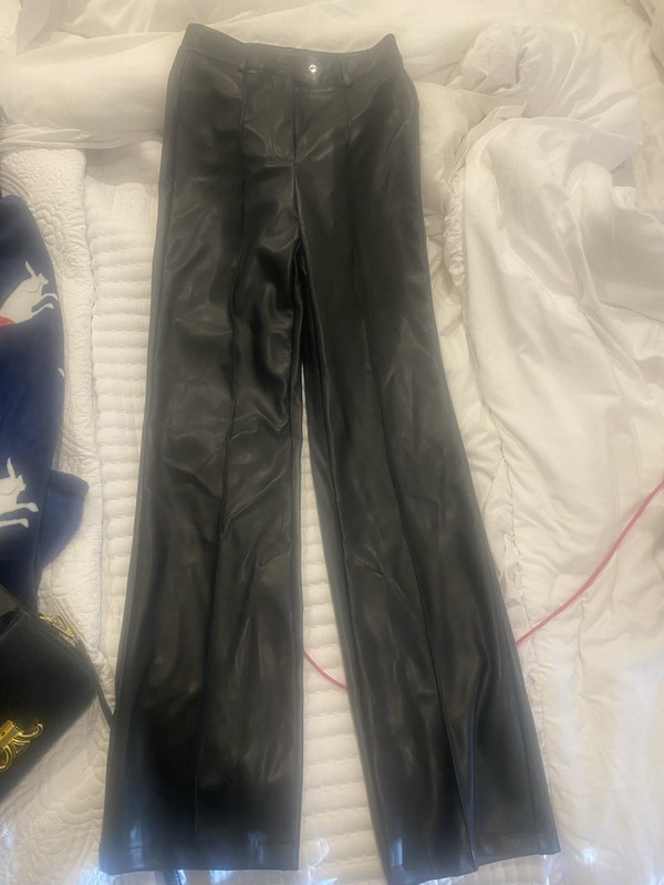 Commense Black High Rise Faux Leather Flattering Nwt Piping Down Leg Sz