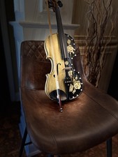 Violin 4/4 hand painted - Playable or Art - Black and Gold