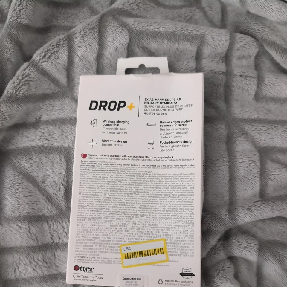 Capa telefone OtterBox Symmetry+ Series MagSafe para iPhone 13 Pro - Preta - Imagem 2 de 2