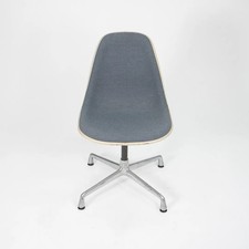 1987 Herman Miller Eames EC430 Swivel Desk Chair in White with Blue Upholstery