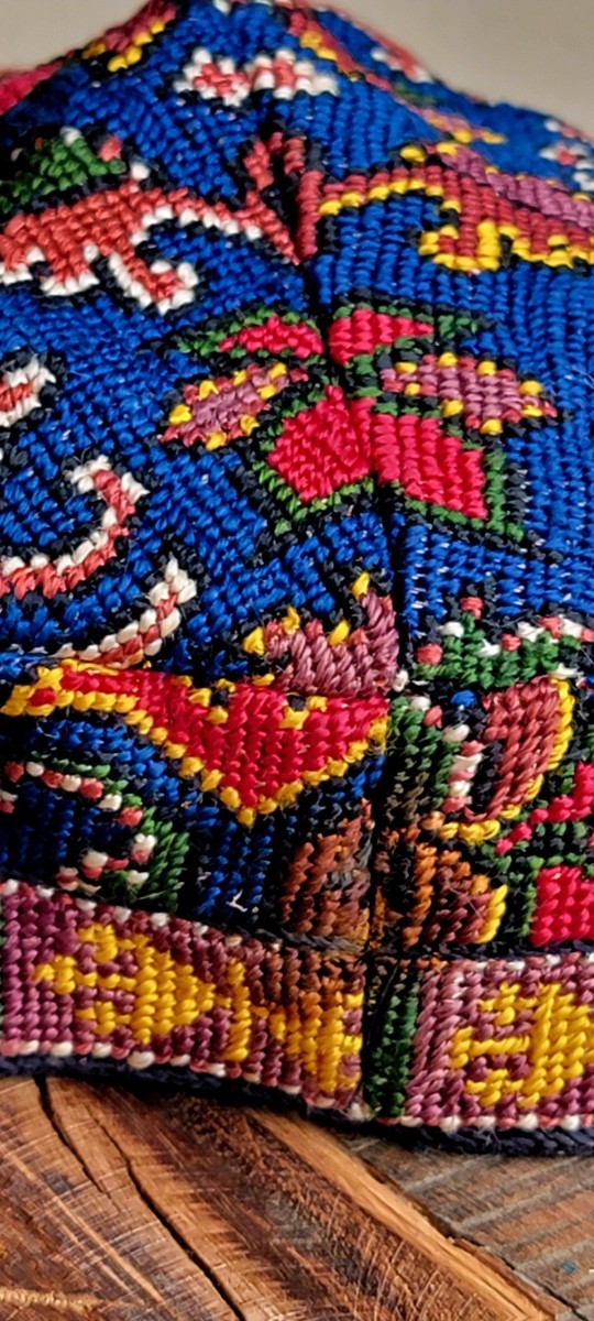 Vintage Central Asian Skullcap Tubeteika Doppi Women Colorful Tubeteika: Traditional Central Asian Peakless Cap main image 4