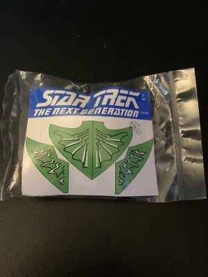 Romulan Warbird Star Trek The Next Generation Shreddies Cereal Promotion Toy