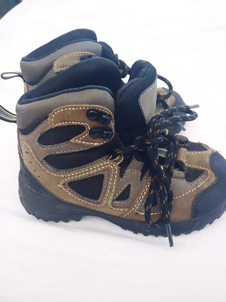 CHEROKEE UNISEX NIÑOS TALLA 12 - BOTA SENDERISMO CUERO MARRÓN Foto 4 de 4