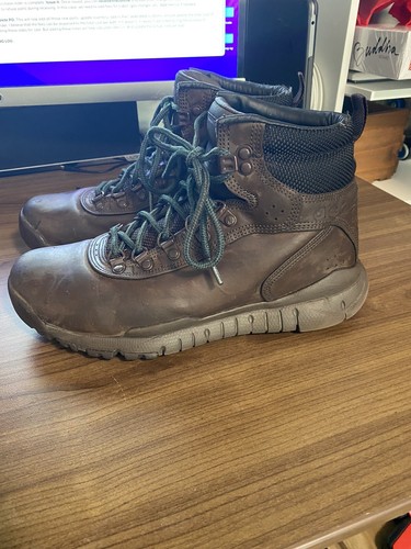 acg boots 9.5