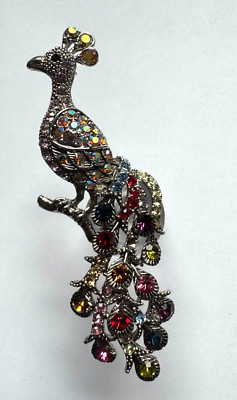 Brosche Pfau  mit diversen, farbigen Schmucksteinen - Robuste Arbeit - 8,5 cm