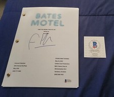 Freddie Highmore Signed Autograph Bates Motel Pilot Episode Script Beckett COA