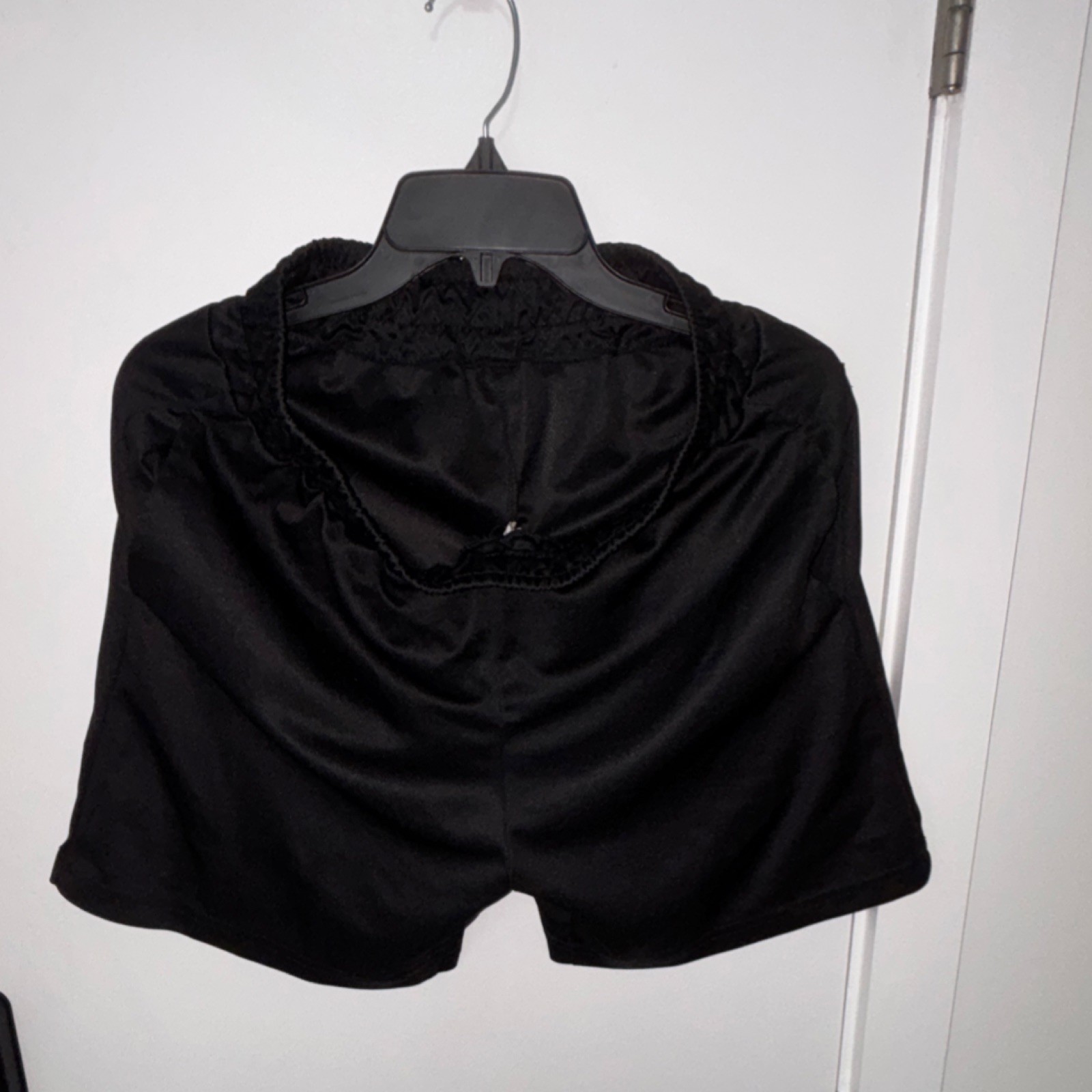 Unisex Black Pull-On Shorts Size S Elastic Waist Ruffle Solid Casual