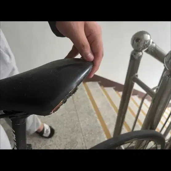 - Classic Fixed Gear