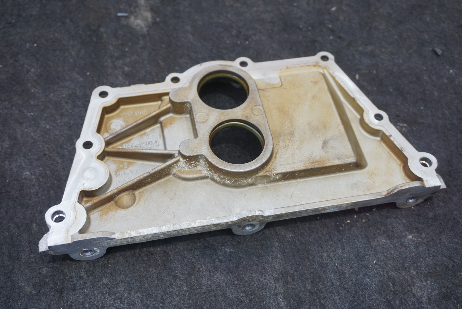 Left Engine Timing Chain Case Cover OEM 11147506422 Rolls Royce Phantom 2003-17