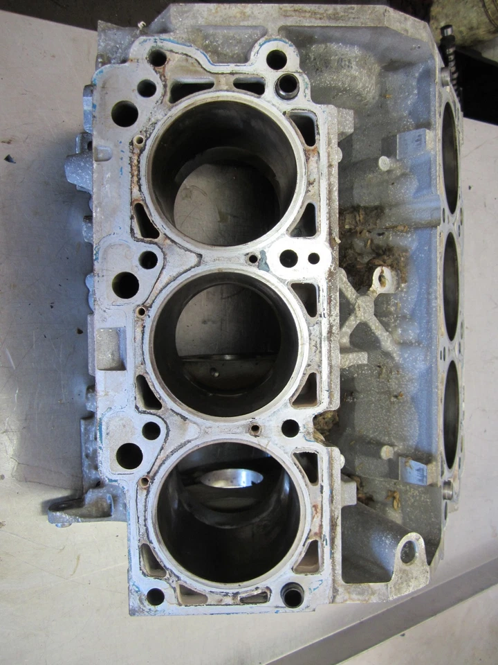 Bloque de cilindros de motor para 08-10 Chrysler 300 3.5 04792660AC Foto 4 de 4