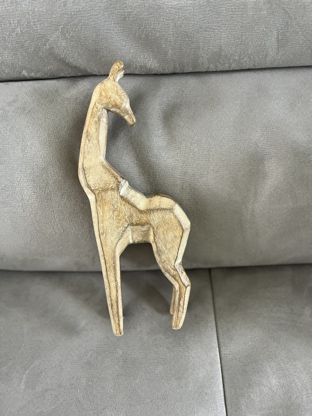 Carved Wood African Giraffe Wooden Sculpture Faceted 11.75 Inch Tall Shelf Decor