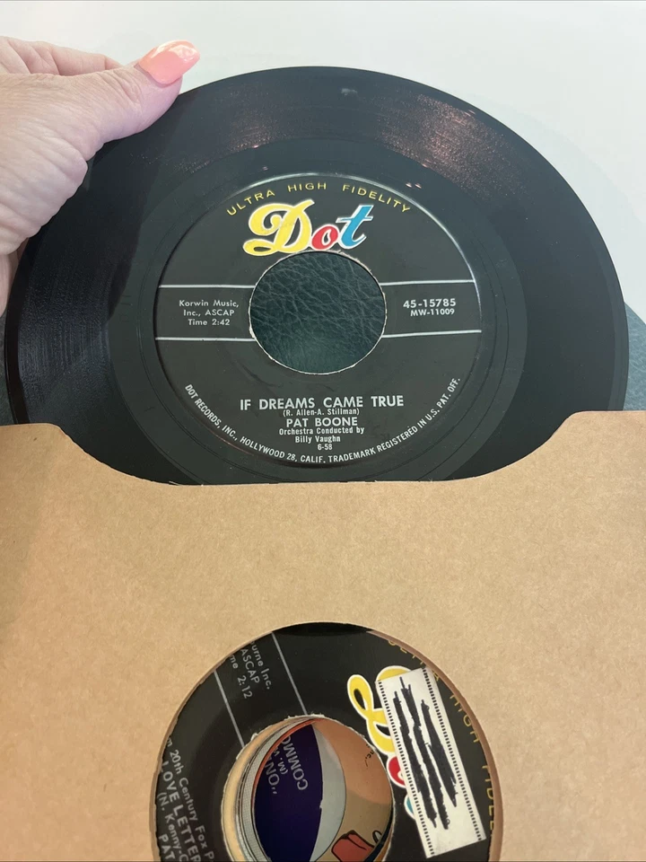 14 Vintage Records 1970’s-Aerosmith, Motown , Bee Gees , Village People, More ! - Image 3 of 4