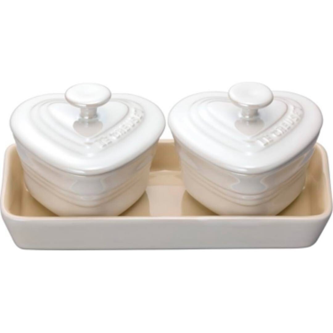 Le Creuset White Heart shape Petite Ramekin & Tray D'Amour