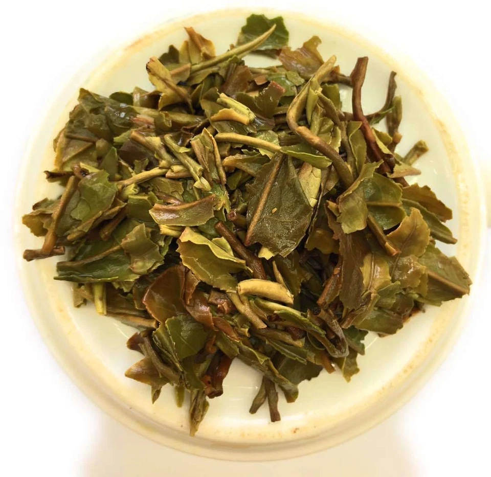 Darjeeling Tea 2025 First Flush SFTGFOP 1 Clonal RISHIHAT Hoja Fresca Suelta 250 g Foto 3 de 4