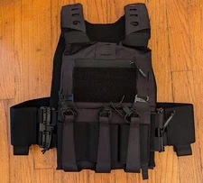 IDOGear Plate Carrier In Black With Elastic Cummerbund And ADAPT Front Flap