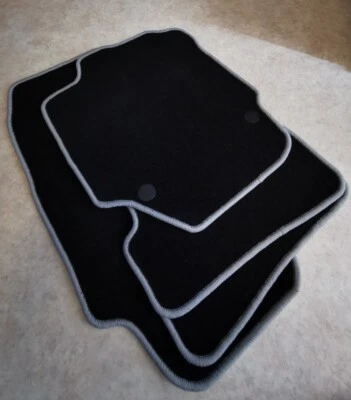 Qualité VELOURS Tapis Sur Mesure Renault Captur 1 De 2013 à 2019 NOIR Bords GRIS - Photo 1/3