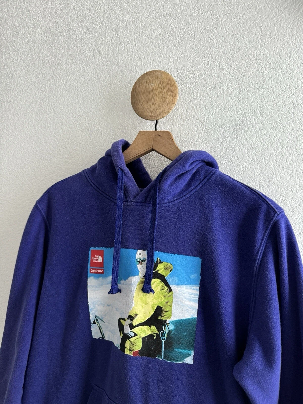 Felpa con cappuccio grafica The North Face x Supreme viola taglia media