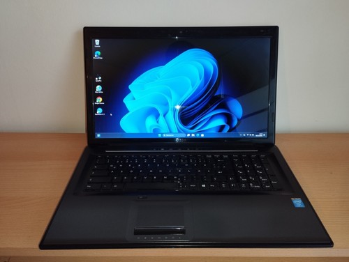 Pc Portable 17 Acer V3-772G IntelCore I5 3.1GHZ 760M 12Go Ssd500Go