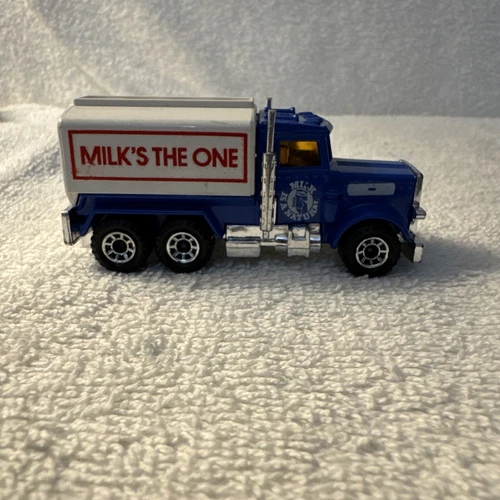 VINTAGE 1981 LESNEY DIECAST METAL MATCHBOX CAR PETERBILT TRUCK