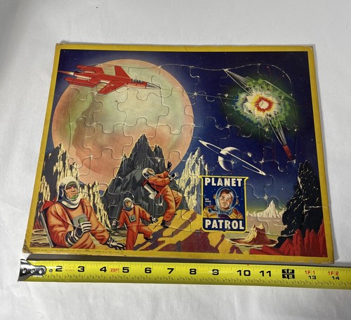 Jaymar Specialty Co. 35 Piece Astronaut Puzzle Planet Patrol Space Vintage - Picture 9 of 10