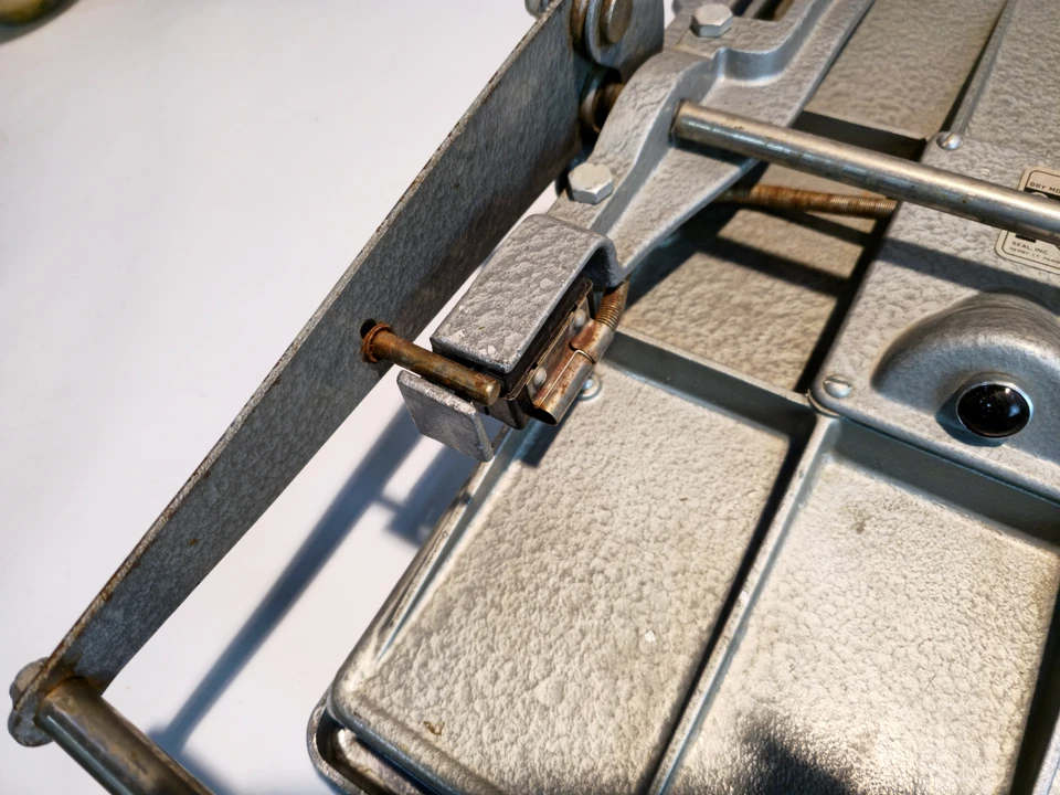 Seal Inc. Jumbo 150 настольный тепловой активируемый сухое крепление и ламинирующий пресс БЕЗ ПРОКЛАДКИ - Изображение 3 из 4