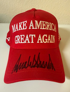 PRESIDENT DONALD TRUMP SIGNED AUTOGRAPH HAT PRESIDENTIAL AUTO PSA LOA AT02060