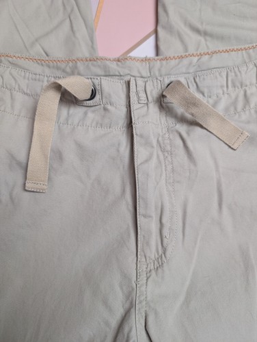 Columbia Cargo Style XCO Capri Hiking Outdoor Trousers 3/4 Length Beige Size XL - Picture 4 of 7