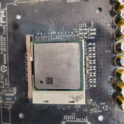 Intel Pentium 4 CPU SL6GS 2.40GHz 512K 533MHz Socket 478 Processor