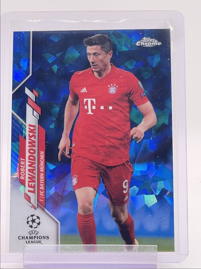 ROBERT LEWANDOWSKI 2019 TOPPS CHROME UEFA SAPPHIRE SOCCER MUNCHEN Q0629