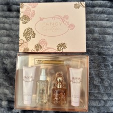 Jessica Simpson Fancy Fragrance Gift Set Eau de Parfum Lotion Bath Gel Body Mist