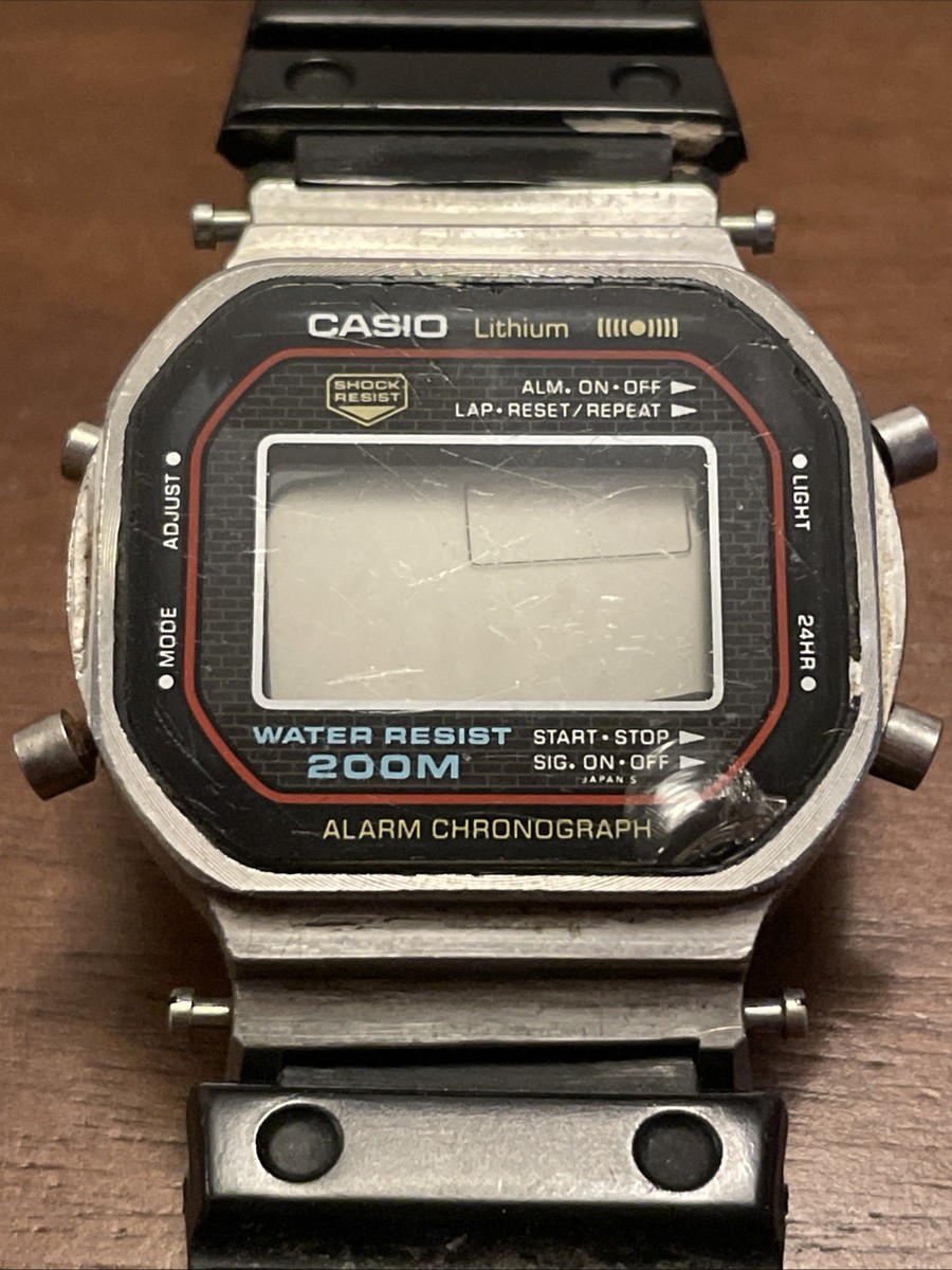 CASIO ヴィンテージ デジタル腕時計 DW-5000 不動品 Casio DW-5000 MODULE 240 FIRST G SHOCK JAPAN Parts Or Restore