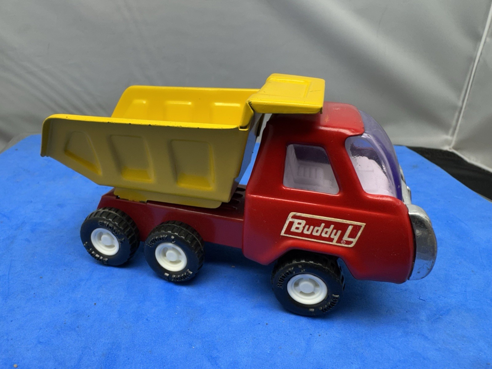 VINTAGE 1970’s 5” PRESSED STEEL TONKA RED & YELLOW DUMP TRUCK VGC
