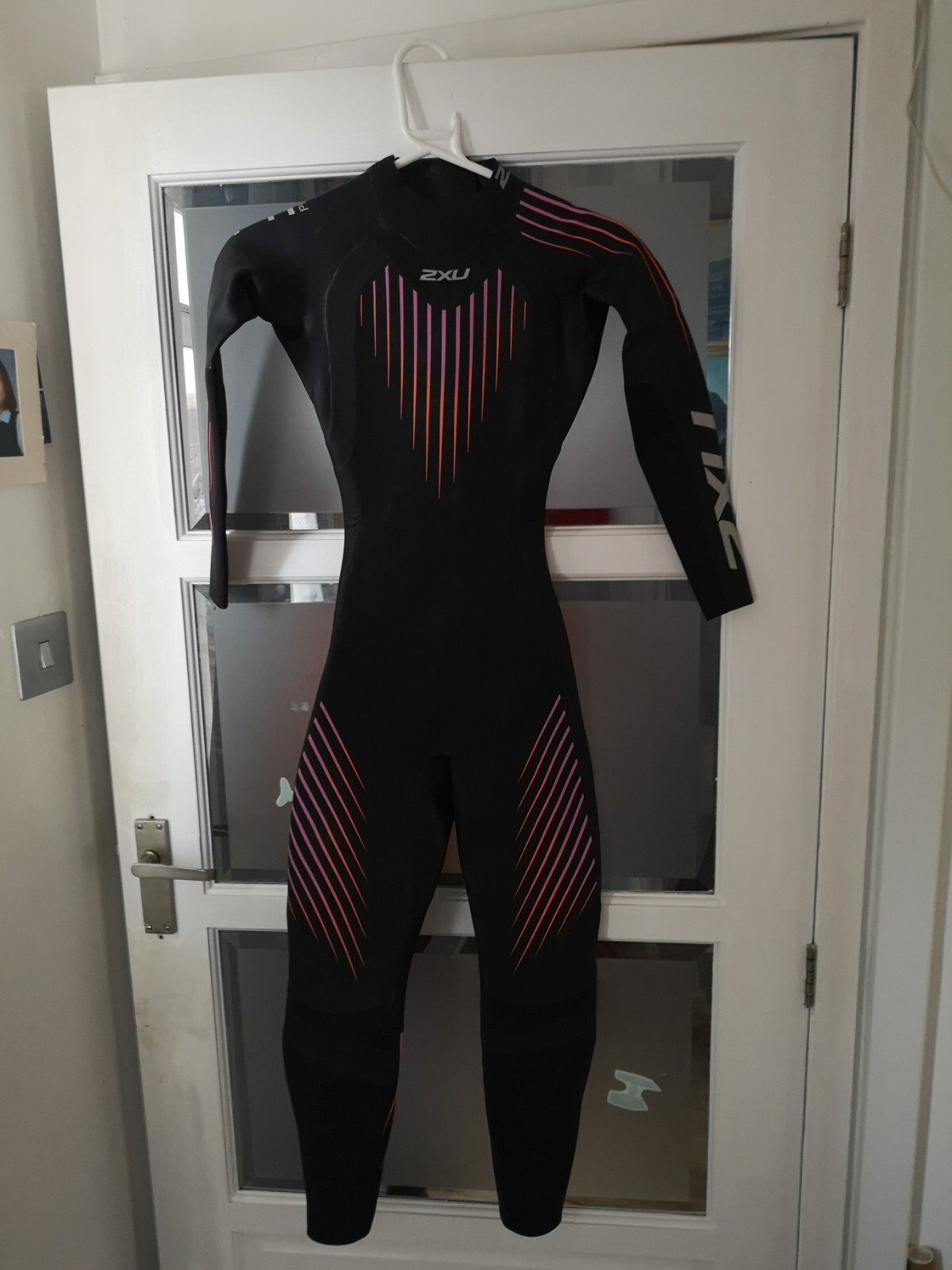 Picture 1 of 5