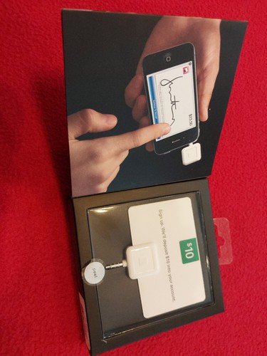 NEW Square Credit Debit Card Reader - White for iOS and Android - Picture 2 of 6
