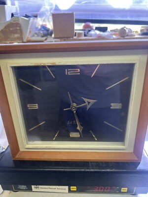 Vintage Seth Thomas Clock Portrait Model E602-00 Retro Square Wall Mantle 