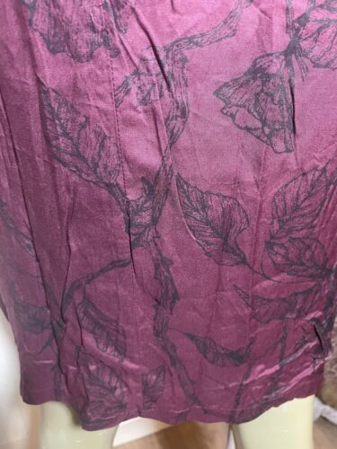 Native Youth Kleid Größe Small Burgunderrot Oversize Allover Blumenmuster T-Shirt - Bild 14 von 18