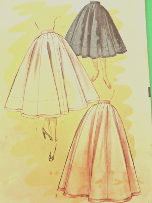 1950s Miss Advance 5954 Pattern Full Drted/Panel Skirt Sz: 14 W26, H 35 Complete