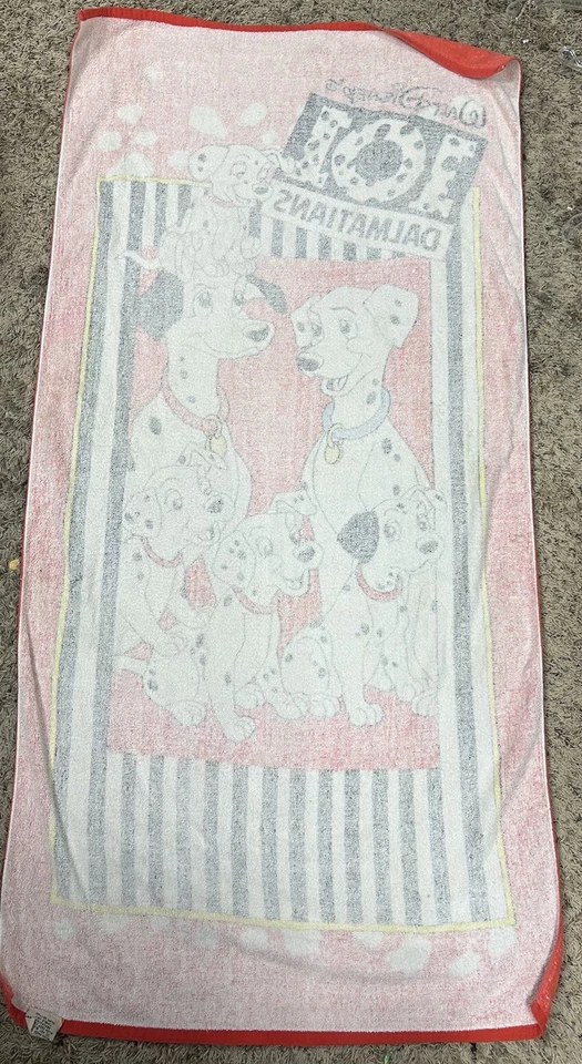 Franco Vintage Disney 101 Dalmations Red 1993 Beach Towel - Image 3 of 3
