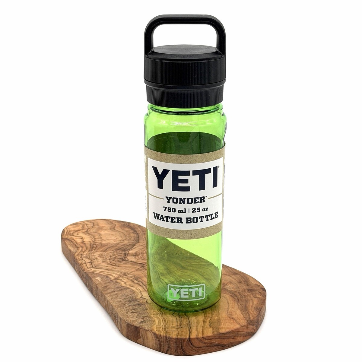 YETI Yonder .75 L / 25 oz Water Bottle Chug Cap – Canopy Green