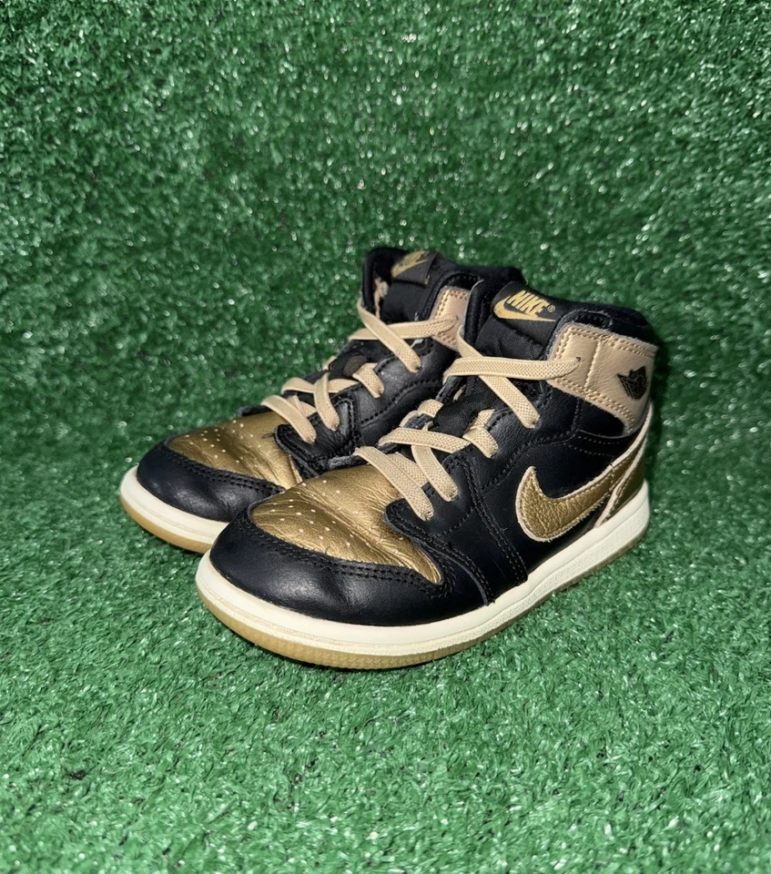 Nike Air Jordan 1 Retro High OG Black Metallic Gold Toddler Size 10C FD1413-071 - Image 3 of 4