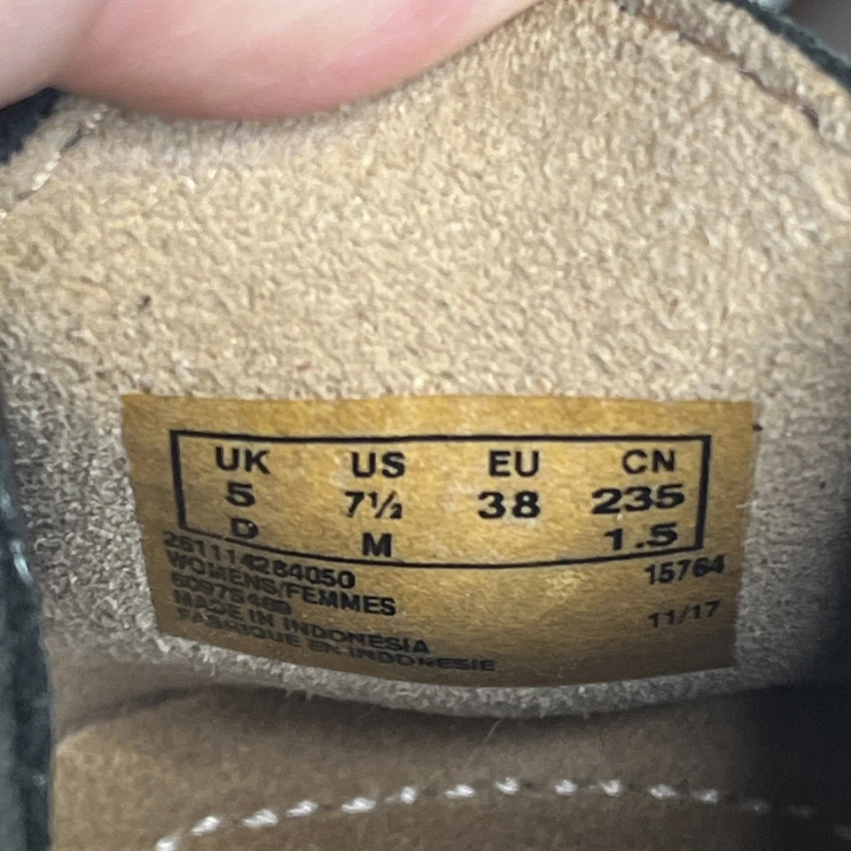 Mujeres 7. Zapatos Mocasín 5M Clarks Artesanos Janey Mae Oxford Cuero Negro Con Cordones Foto 4 de 4