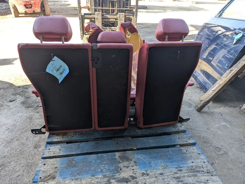 2017 - 2023 ALFA ROMEO GIULIA REAR SEAT , RED ! ! ! Foto 4 de 4