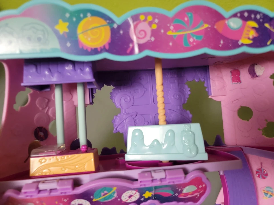 Juego Hatchimals CollEGGtibles Cosmic Candy 2 en 1 solamente Foto 2 de 4