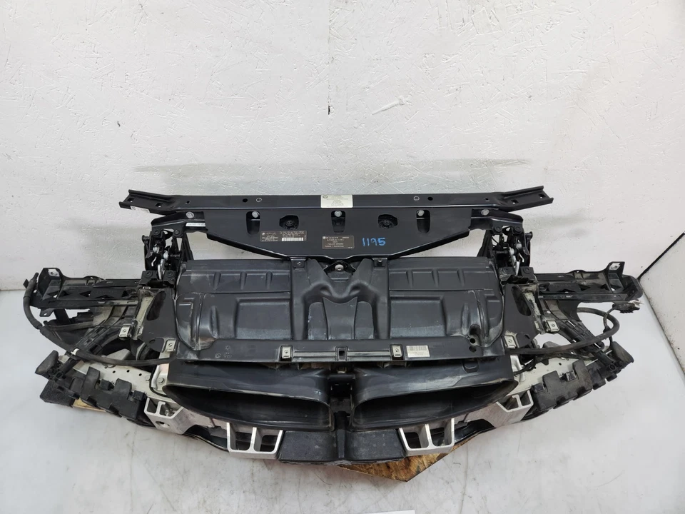 ✅ Conjunto de soporte de panel de conducto de aire radiador superior delantero OEM BMW F06 Alpina B6 Foto 3 de 4