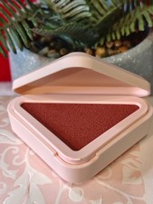 Prada Beauty. PRADA TOUCH #P71 BOW, 3,5g/12 F...